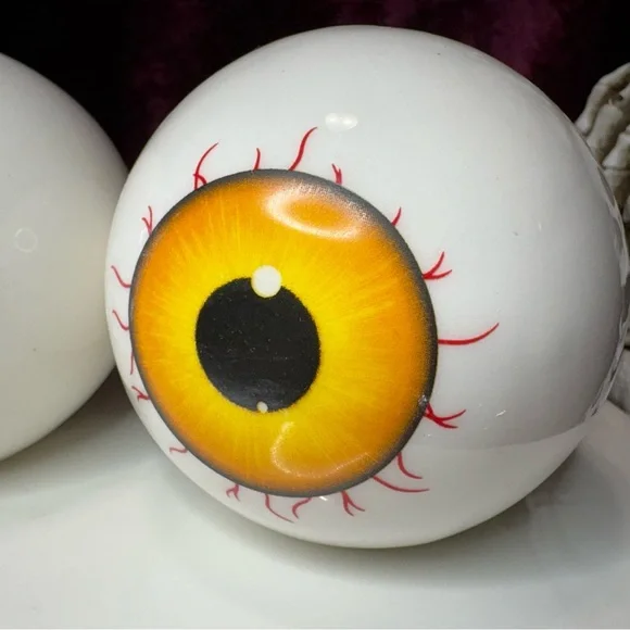 Halloween Spooky Season Green Yellow Ceramic Eyeball Salt & Pepper Shaker Set - Picture 8 of 12